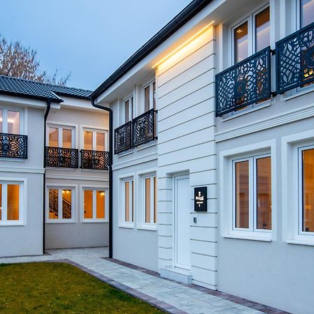 Garni Hotel Royal Crown Subotica Esterno foto