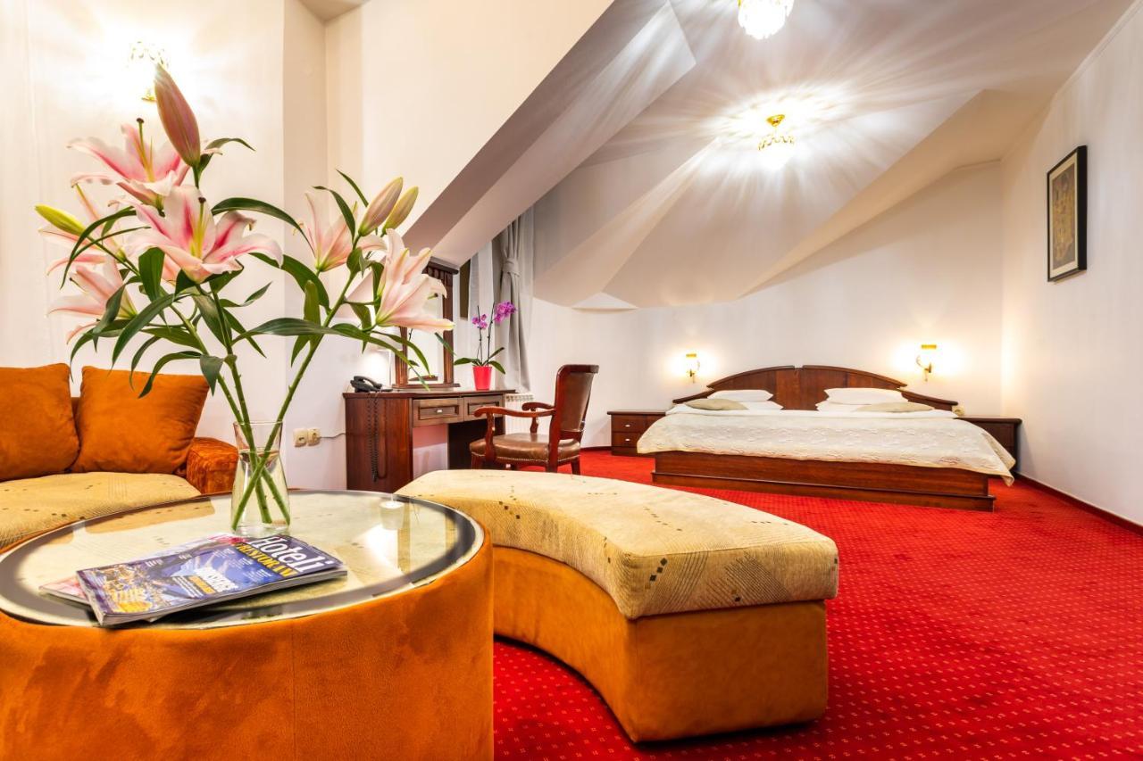Garni Hotel Royal Crown Subotica Esterno foto
