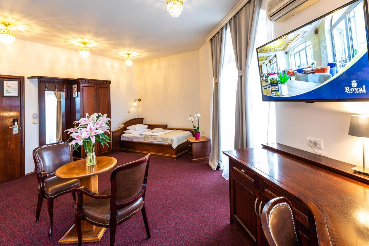 Garni Hotel Royal Crown Subotica Esterno foto