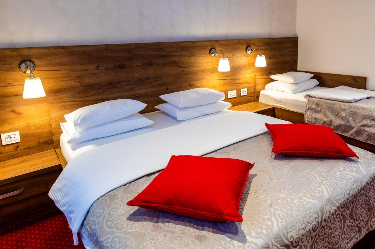 Garni Hotel Royal Crown Subotica Esterno foto