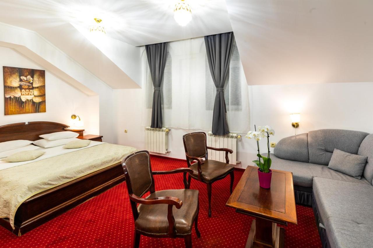 Garni Hotel Royal Crown Subotica Esterno foto